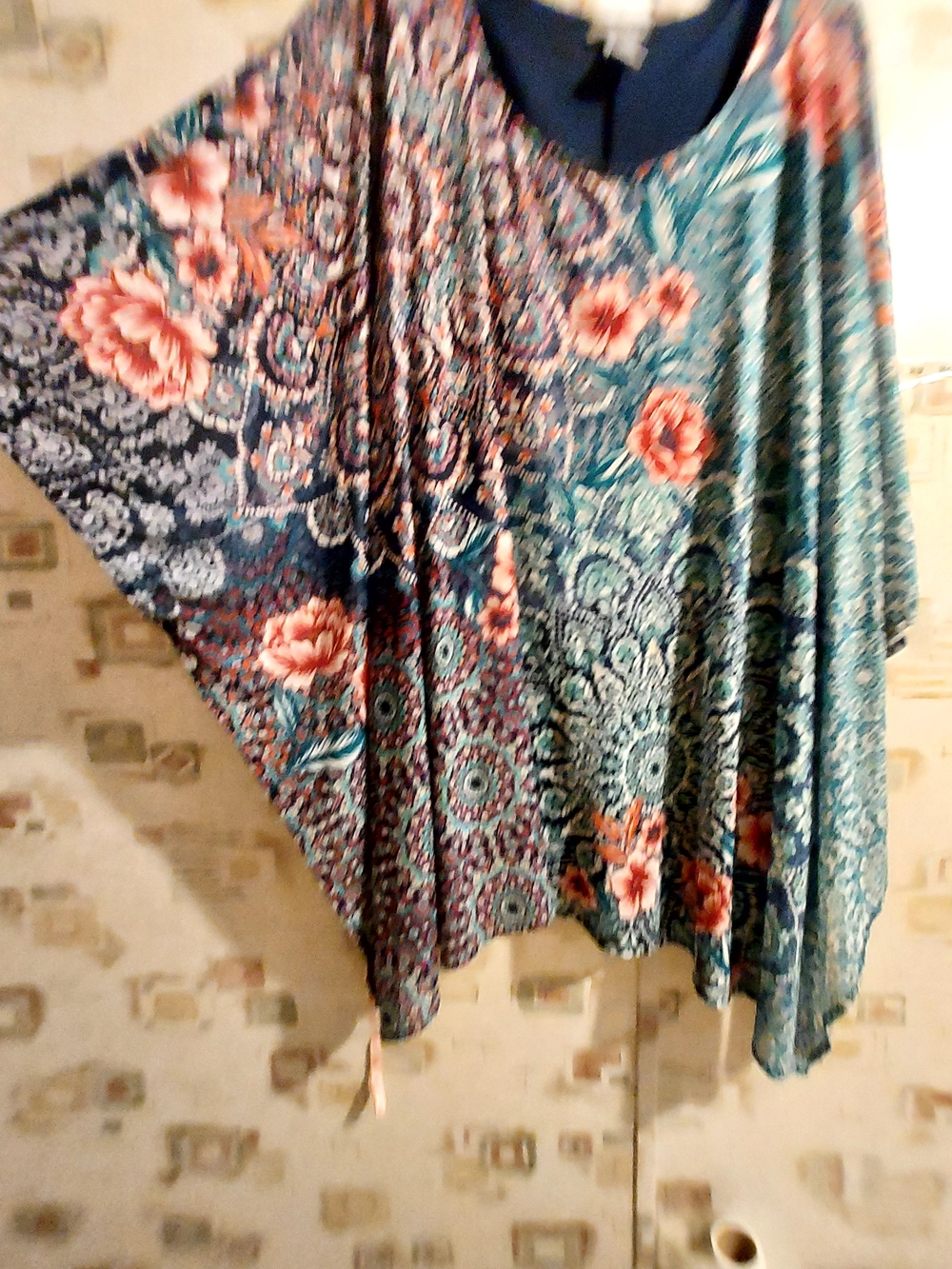 Catherines Teal and Coral Floral Paisley Batwing Blouse